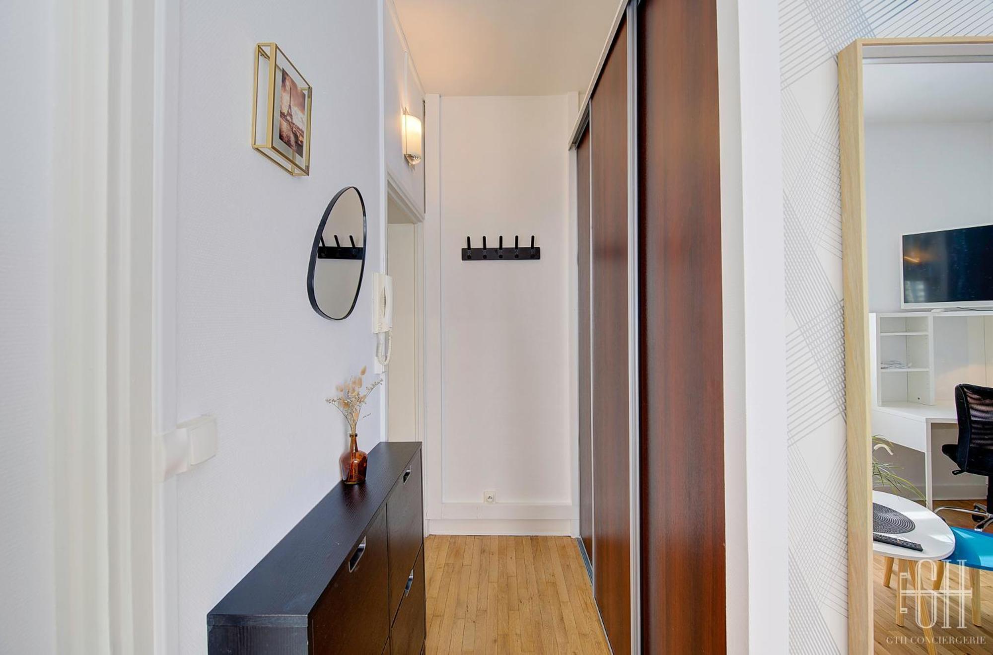 Nemesia - Proche Gare Apartment Saint-Pierre-des-Corps Ngoại thất bức ảnh