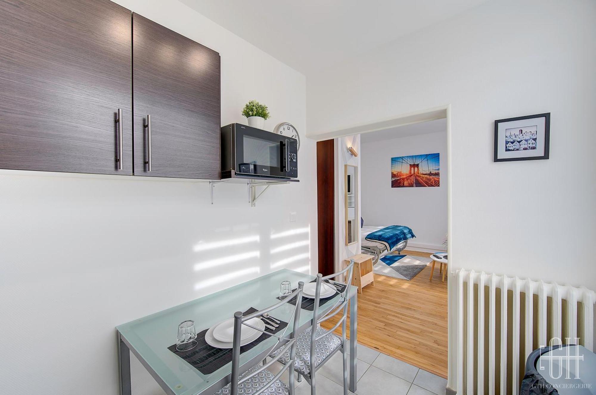 Nemesia - Proche Gare Apartment Saint-Pierre-des-Corps Ngoại thất bức ảnh